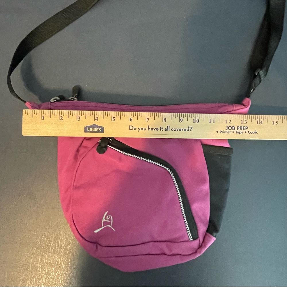 OVERLAND EQUIPMENT Pink Canvas Crossbody Travel Logo Hiking Shoulder Bag Purse - Picture 7 of 8